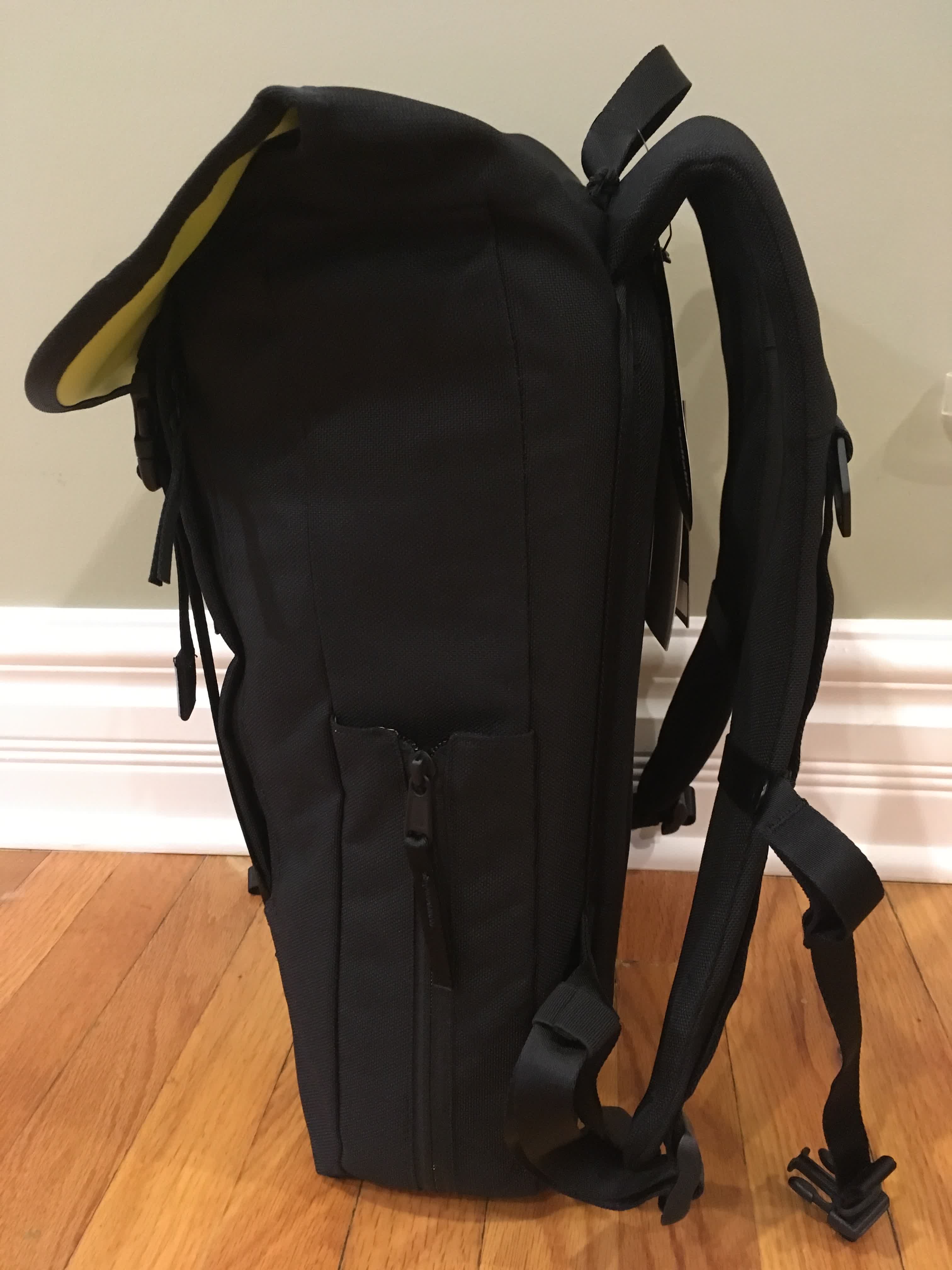 Side view of loaded bag